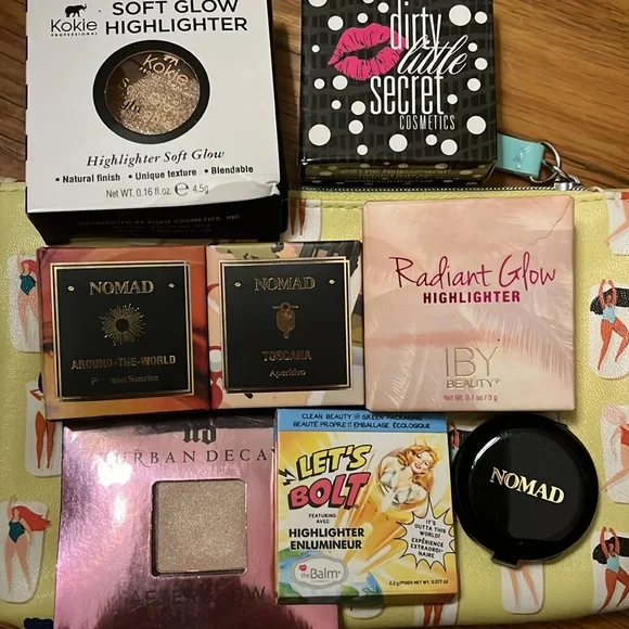 COPY - Curated Makeup Sample Bundle + Glambag! - Picture 3 of 6